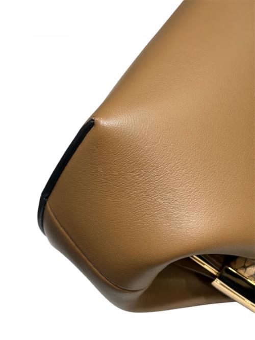 FENDI（フェンディ）FENDI (フェンディ) ファースト スモール ブラウンの古着・服飾アイテム