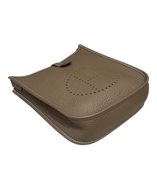 HERMES（エルメス）HERMES (エルメス) エブリン TPM/ゴールド金具/トリヨンクレマンス/エトゥープ/W刻印 エトゥープ サイズ:TPMの古着・服飾アイテム
