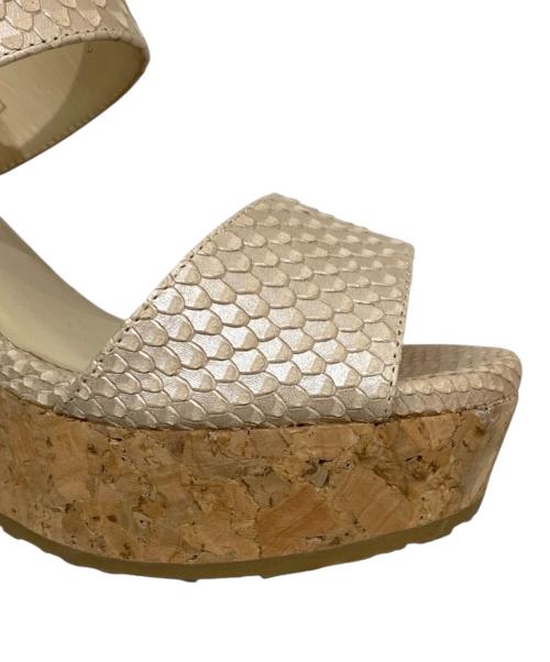 JIMMY CHOO（ジミーチュウ）JIMMY CHOO (ジミーチュウ) パイソン柄コルクウェッジサンダル ベージュ サイズ:36の古着・服飾アイテム
