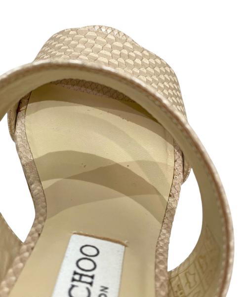 JIMMY CHOO（ジミーチュウ）JIMMY CHOO (ジミーチュウ) パイソン柄コルクウェッジサンダル ベージュ サイズ:36の古着・服飾アイテム