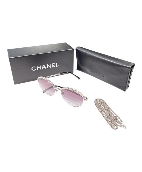 CHANEL（シャネル）CHANEL (シャネル) チェーン付パントシェイプサングラス サイズ:55▢17-135の古着・服飾アイテム