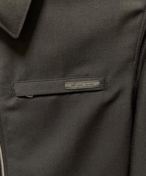 PRADA（プラダ）PRADA (プラダ) ジップアップブルゾン/ブルゾンジャケット ブラック サイズ:46の古着・服飾アイテム