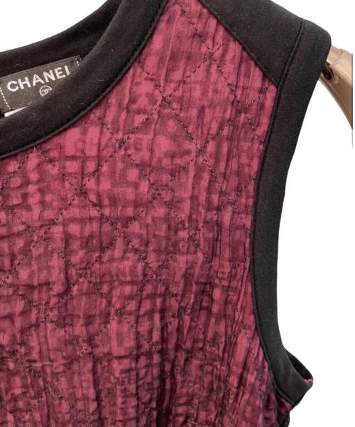 CHANEL（シャネル）CHANEL (シャネル) クローバーモチーフノースリーブトップス ワインレッド サイズ:38の古着・服飾アイテム