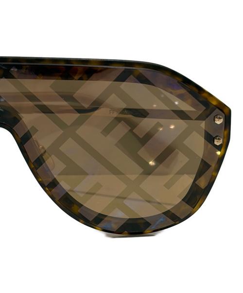 FENDI（フェンディ）FENDI (フェンディ) ファビュラス ティアドロップサングラス ブラウンの古着・服飾アイテム