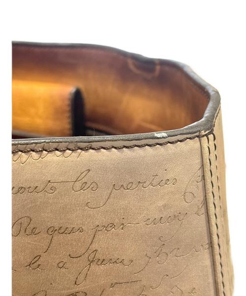 Berluti（ベルルッティ）Berluti (ベルルッティ) カリグラフィ トゥジュール トートバッグ/Berluti Calligraphy Toujours Tote Bag ベージュ×ブラックの古着・服飾アイテム