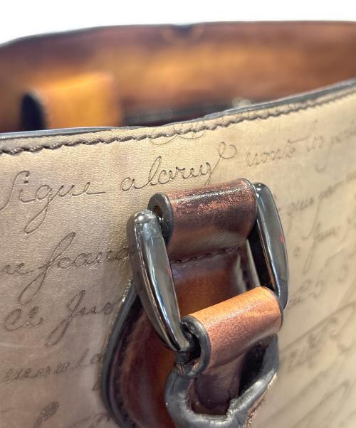 Berluti（ベルルッティ）Berluti (ベルルッティ) カリグラフィ トゥジュール トートバッグ/Berluti Calligraphy Toujours Tote Bag ベージュ×ブラックの古着・服飾アイテム