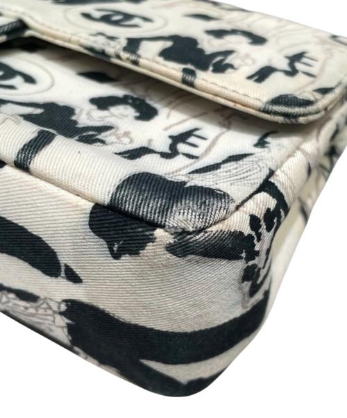 CHANEL（シャネル）CHANEL (シャネル) ヴィンテージ チェーンショルダーバッグ/グラフィティ キャンバス/ショルダーバッグ ブラック×ホワイトの古着・服飾アイテム