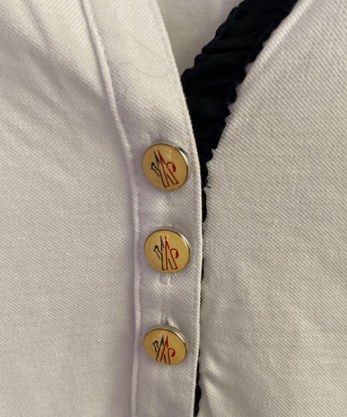 MONCLER（モンクレール）MONCLER (モンクレール) ポロシャツ ホワイト サイズ:Ｍの古着・服飾アイテム
