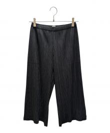 PLEATS PLEASE（プリーツプリーズ）の古着「プリーツクロップドパンツ」｜ブラック