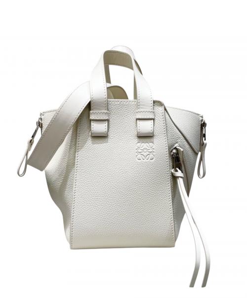 LOEWE（ロエベ）LOEWE (ロエベ) ハンモックバッグ コンパクト ホワイト系 サイズ:コンパクトの古着・服飾アイテム