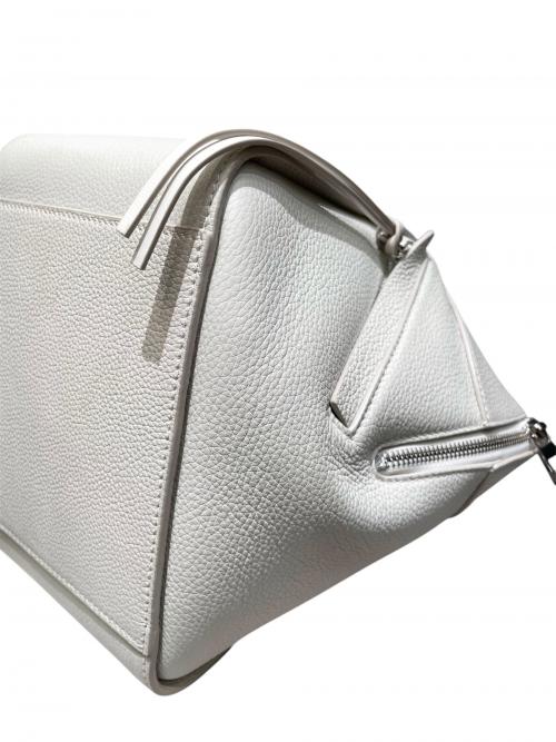 LOEWE（ロエベ）LOEWE (ロエベ) ハンモックバッグ コンパクト ホワイト系 サイズ:コンパクトの古着・服飾アイテム