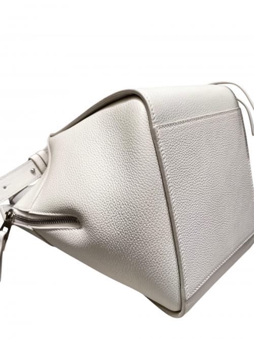 LOEWE（ロエベ）LOEWE (ロエベ) ハンモックバッグ コンパクト ホワイト系 サイズ:コンパクトの古着・服飾アイテム