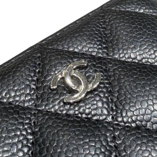 CHANEL（シャネル）CHANEL (シャネル) マトラッセ キャビアスキン カードケース/コインケース ブラック×シルバー金具 サイズ:-の古着・服飾アイテム