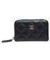 CHANEL（シャネル）の古着「マトラッセ キャビアスキン カードケース/コインケース」｜ブラック×シルバー金具