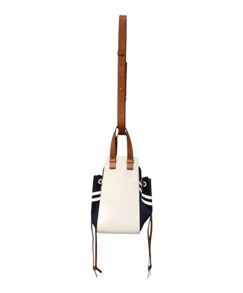 LOEWE（ロエベ）LOEWE (ロエベ) 2WAYバッグ/ハンモック ドローストリングセーラースモール ホワイト×ネイビーの古着・服飾アイテム