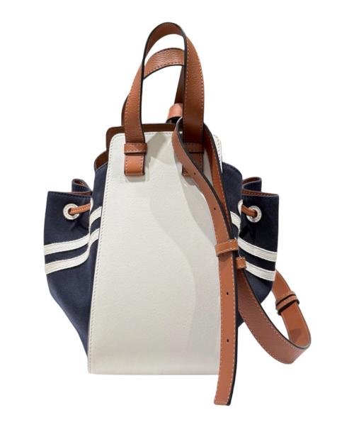 LOEWE（ロエベ）LOEWE (ロエベ) 2WAYバッグ/ハンモック ドローストリングセーラースモール ホワイト×ネイビーの古着・服飾アイテム
