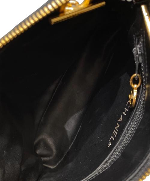 CHANEL（シャネル）CHANEL (シャネル) ヴィンテージマトラッセチェーンミニハンドバッグ ブラック×ゴールド金具の古着・服飾アイテム