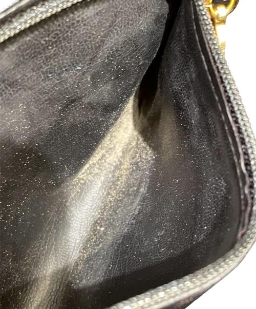 CHANEL（シャネル）CHANEL (シャネル) ヴィンテージマトラッセチェーンミニハンドバッグ ブラック×ゴールド金具の古着・服飾アイテム