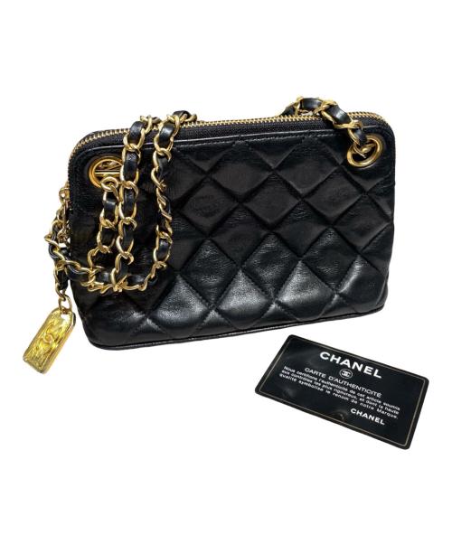 CHANEL（シャネル）CHANEL (シャネル) ヴィンテージマトラッセチェーンミニハンドバッグ ブラック×ゴールド金具の古着・服飾アイテム