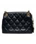 CHANEL (シャネル) ヴィンテージマトラッセチェーンミニハンドバッグ ブラック×ゴールド金具：110000円