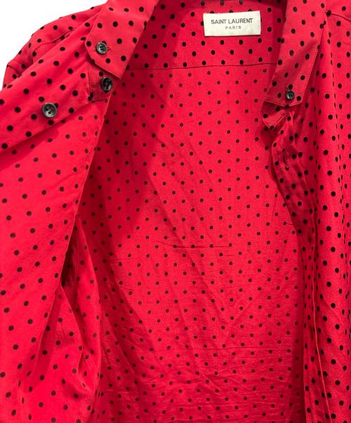 Saint Laurent Paris（サンローランパリ）Saint Laurent Paris (サンローランパリ) ドット柄シルク長袖シャツ レッド サイズ:38の古着・服飾アイテム