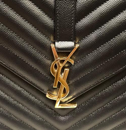 Saint Laurent Paris（サンローランパリ）Saint Laurent Paris (サンローランパリ) エンベロープ チェーンウォレット ブラック サイズ:-の古着・服飾アイテム