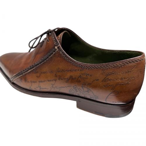 Berluti（ベルルッティ）Berluti (ベルルッティ) スカーズ デムジュール カリグラフィドレスシューズ ブラウン サイズ:表記なし不明(25－26.0)程度の古着・服飾アイテム