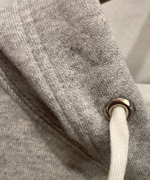 PLAY COMME des GARCONS（プレイコムデギャルソン）PLAY COMME des GARCONS (プレイコムデギャルソン) ジップパーカー グレー サイズ:Lの古着・服飾アイテム