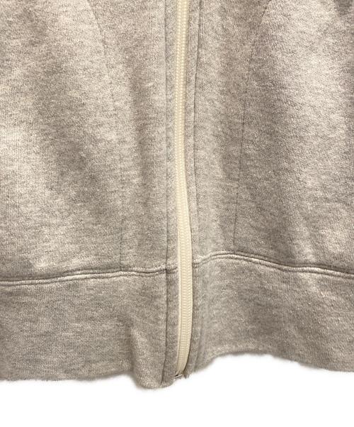 PLAY COMME des GARCONS（プレイコムデギャルソン）PLAY COMME des GARCONS (プレイコムデギャルソン) ジップパーカー グレー サイズ:Lの古着・服飾アイテム