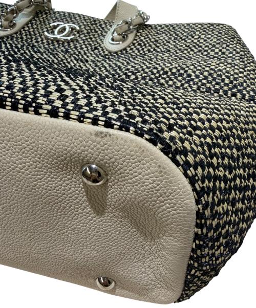 CHANEL（シャネル）CHANEL (シャネル) ストローショッピングトートバッグ ベージュ×ブラック サイズ:-の古着・服飾アイテム