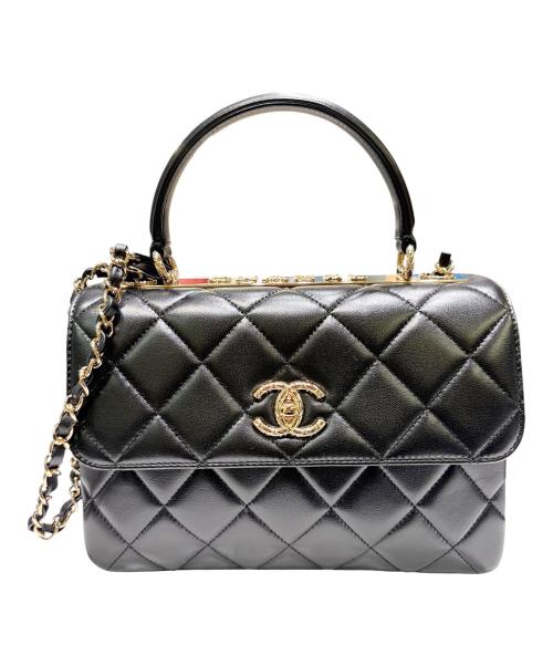 CHANEL（シャネル）CHANEL (シャネル) トップハンドルフラップバッグ/トレンディCC/ブラック×ゴールド金具 ブラック×ゴールド金具の古着・服飾アイテム