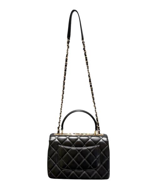 CHANEL（シャネル）CHANEL (シャネル) トップハンドルフラップバッグ/トレンディCC/ブラック×ゴールド金具 ブラック×ゴールド金具の古着・服飾アイテム