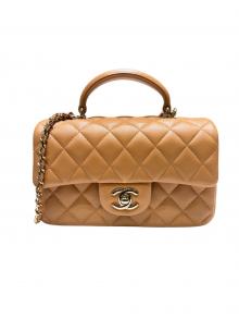 CHANEL（シャネル）の古着「ミニ トップハンドルクラシックハンドバッグ/マトラッセ/ベージュ×ゴールド金具」｜ベージュ×ゴールド金具