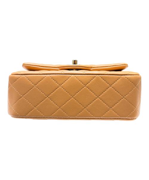 CHANEL（シャネル）CHANEL (シャネル) ミニ トップハンドルクラシックハンドバッグ/マトラッセ/ベージュ×ゴールド金具 ベージュ×ゴールド金具の古着・服飾アイテム