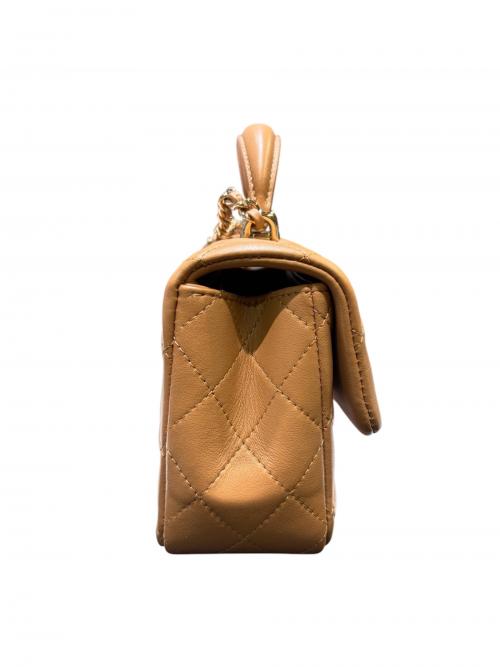 CHANEL（シャネル）CHANEL (シャネル) ミニ トップハンドルクラシックハンドバッグ/マトラッセ/ベージュ×ゴールド金具 ベージュ×ゴールド金具の古着・服飾アイテム