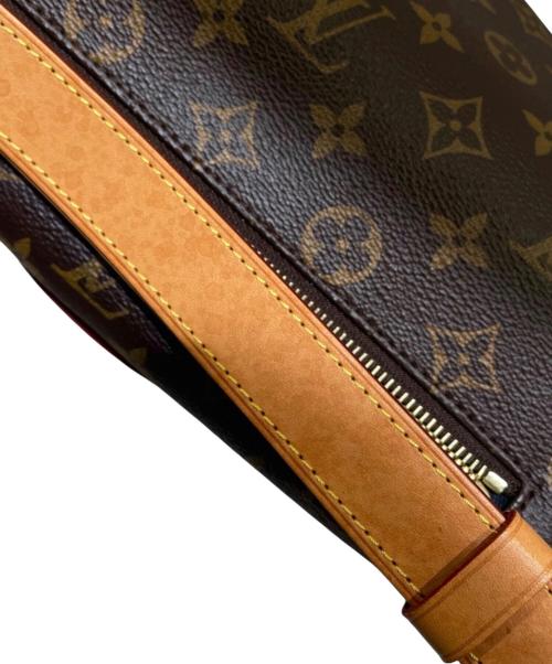 LOUIS VUITTON（ルイ ヴィトン）LOUIS VUITTON (ルイ ヴィトン) クロスボディバッグ/バムバッグ/モノグラム ブラウンの古着・服飾アイテム
