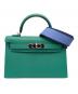 HERMES（エルメス）の古着「Mini Kelly 2 ミニケリー2 アマゾン/ヴォーエプソン/ヴェールジェイド/U刻印：2022年製造/シルバー金具」｜ヴェールジェイド×シルバー金具