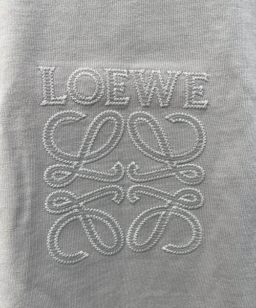 LOEWE（ロエベ）LOEWE (ロエベ) アナグラム刺繍カットソー グレー サイズ:Mの古着・服飾アイテム