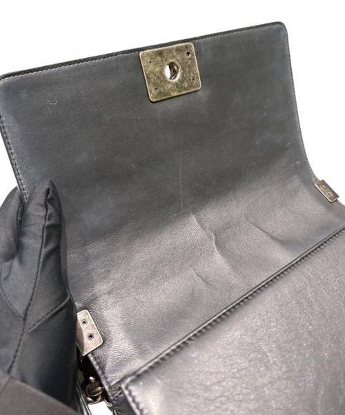 CHANEL（シャネル）CHANEL (シャネル) ショルダーバッグ/ボーイシャネル25/A67086 ブラックの古着・服飾アイテム