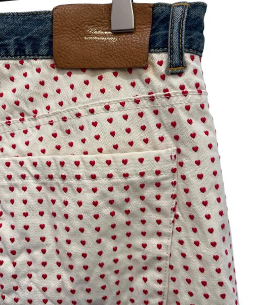 UNDERCOVERISM（アンダーカバーイズム）UNDERCOVERISM (アンダーカバーイズム) ハート刺繍デニムパンツ インディゴ サイズ:34の古着・服飾アイテム