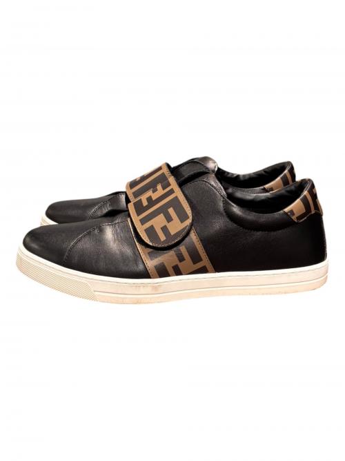 FENDI（フェンディ）FENDI (フェンディ) ベルクロスニーカー ローカットスニーカー ブラック×ブラウン サイズ:SIZE 24の古着・服飾アイテム