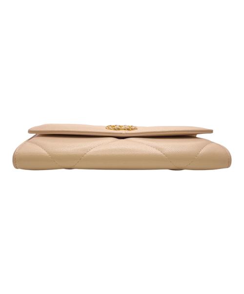 CHANEL（シャネル）CHANEL (シャネル) シャネル19/マトラッセロングフラップウォレット アイボリー サイズ:19cmの古着・服飾アイテム