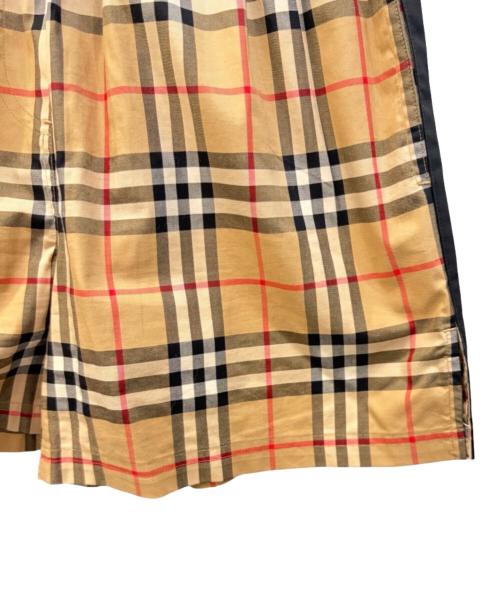 BURBERRY（バーバリー）BURBERRY (バーバリー) ノバチェックショートパンツ ベージュ サイズ:2の古着・服飾アイテム