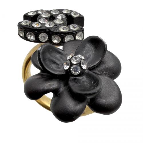 CHANEL（シャネル）CHANEL (シャネル) ヴィンテ－ジ カメリア ココマークラインストーンリング ブラック×ゴールド サイズ:約10号（オープンリングのため多少の調節可能）の古着・服飾アイテム