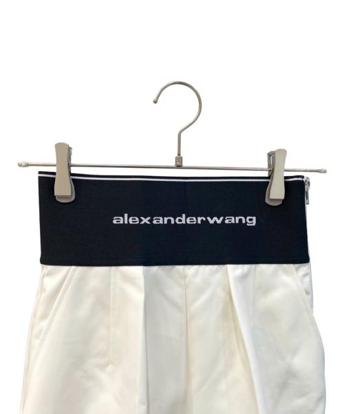 ALEXANDER WANG（アレキサンダー・ワン）ALEXANDER WANG (アレキサンダー・ワン) ウエストロゴサファリショートパンツ ブラック×ホワイトの古着・服飾アイテム