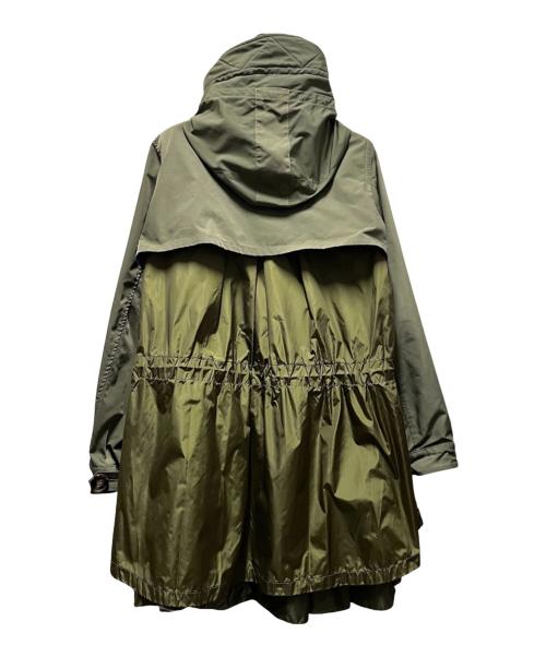 MONCLER（モンクレール）MONCLER (モンクレール) sacai (サカイ) HARUMIナイロンコート オリーブ サイズ:1の古着・服飾アイテム