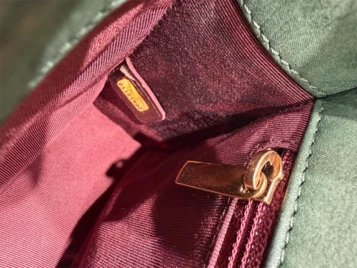 CHANEL（シャネル）CHANEL (シャネル) チェーンショルダーバッグ/Happy Stitch Flap Bag グリーンの古着・服飾アイテム