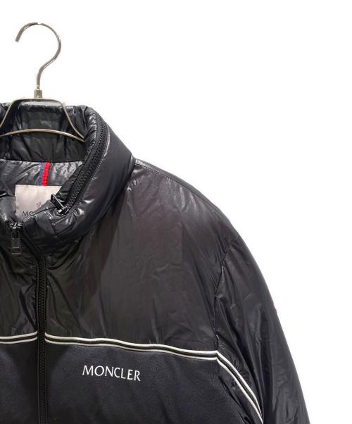 MONCLER（モンクレール）MONCLER (モンクレール) MICHAEL/レタープリントカラーブロックダウンジャケット  ブラック サイズ:5の古着・服飾アイテム