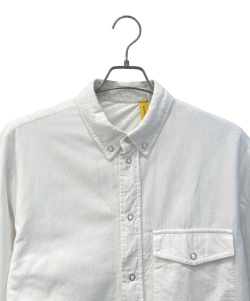 MONCLER GENIUS（モンクレール ジーニアス）MONCLER GENIUS (モンクレール ジーニアス) FRAGMENT DESIGN (フラグメントデザイン) CAMICIA 中綿シャツジャケット ホワイト サイズ:48の古着・服飾アイテム