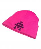 CHROME HEARTSクロムハーツ）の古着「Cemetery Cross Patch Beanie」｜ショッキングピンク